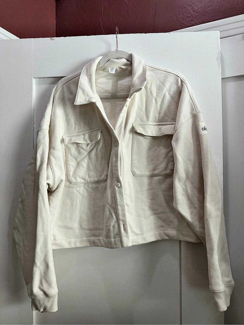 alo yoga Utility Jacket in Cream Size Large Like New